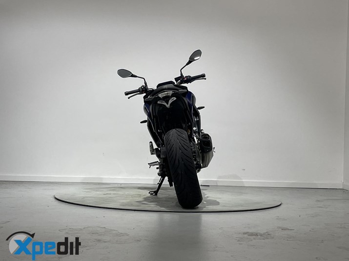 BMW F 900 R BMW F 900 R